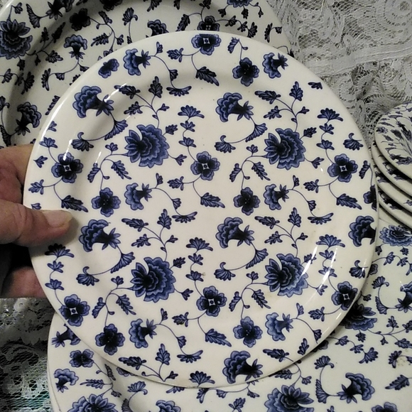 Beautiful Set for 6 Rimmed Soup Bowls! , Early Vintage Pier 1 Imports! - Picture 5 of 8